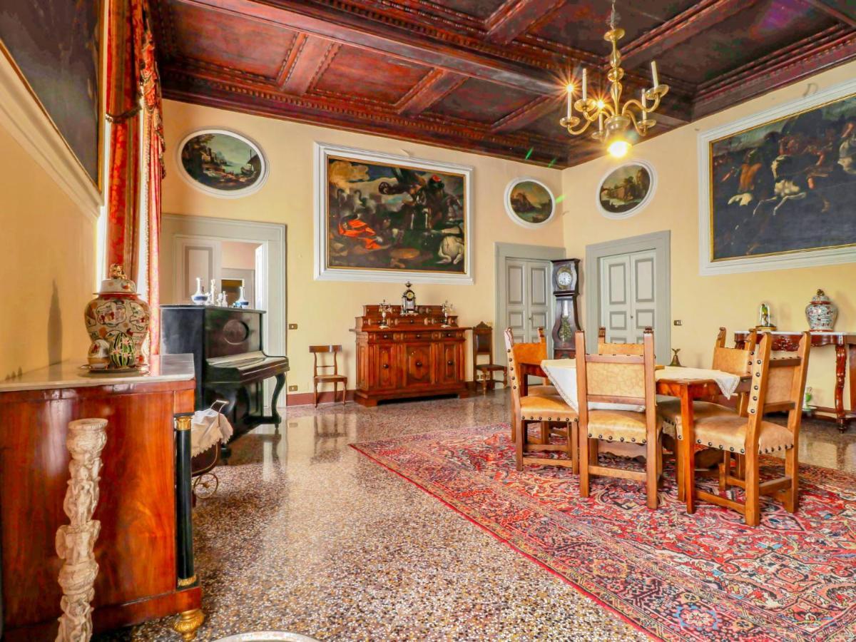 Apartment Palazzo Cittadella By Interhome Lucca Bagian luar foto